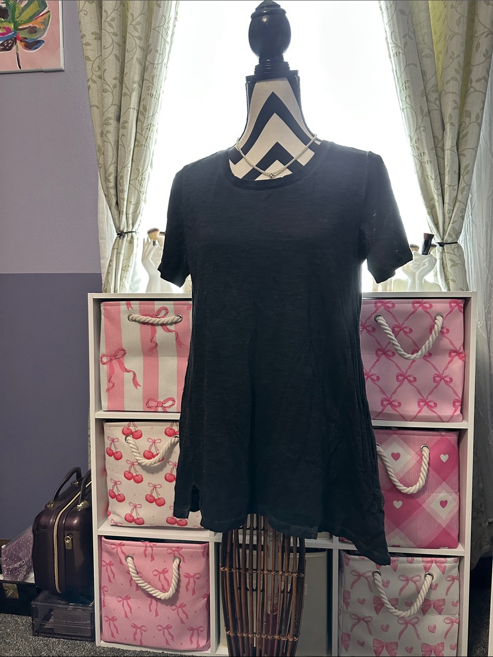 LOGO by Lori Goldstein  Black Short-Sleeve Swing tunic top S